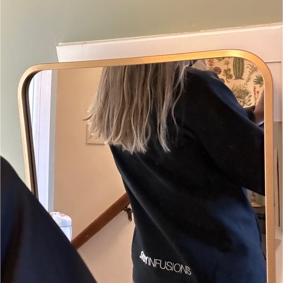 Columbia black sports jacket with SKYY Infusions monogrammed on back. - Picture 5 of 5